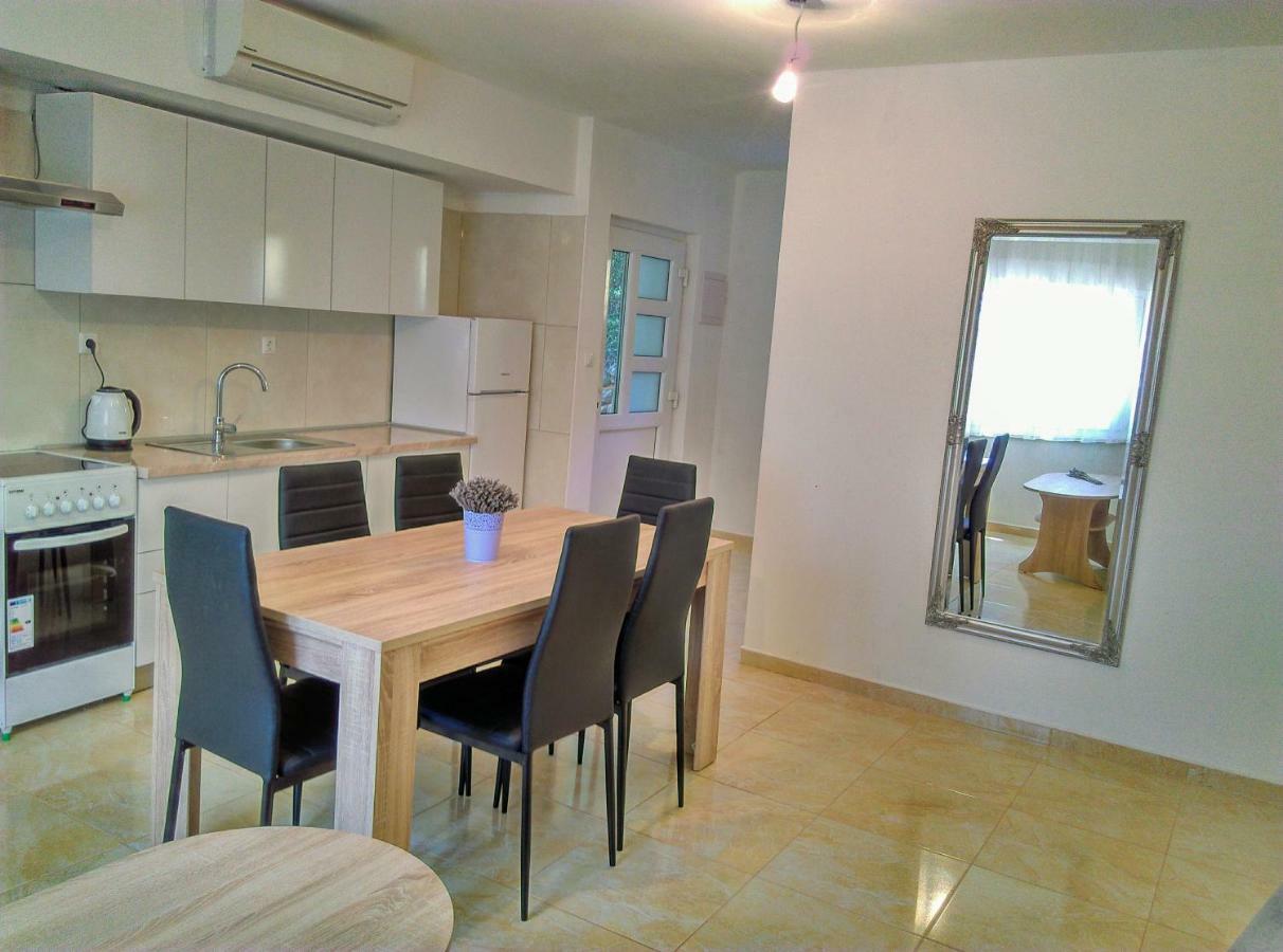Agava Apartments Mokalo Оребич Экстерьер фото
